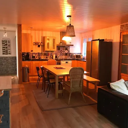 Lejlighed 1950 Detente Et Decouverte Avec Et Piscine Exterieure Anould